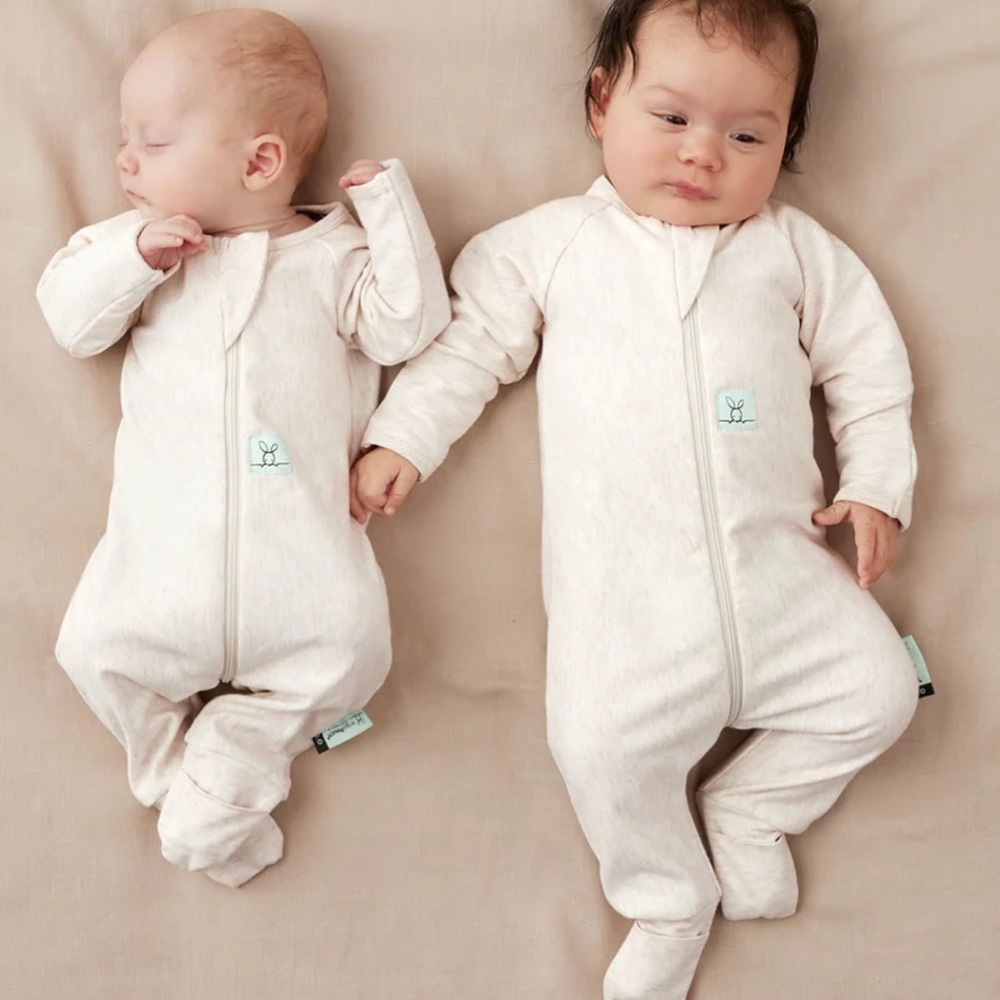 ergoPouch Organic Cotton Baby One-Piece Zipper Footed Sleeper - Cream